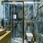 Luxury Rafael スコペロス