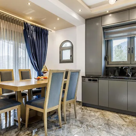 Luxury Rafael וילה סקופלוס טאון