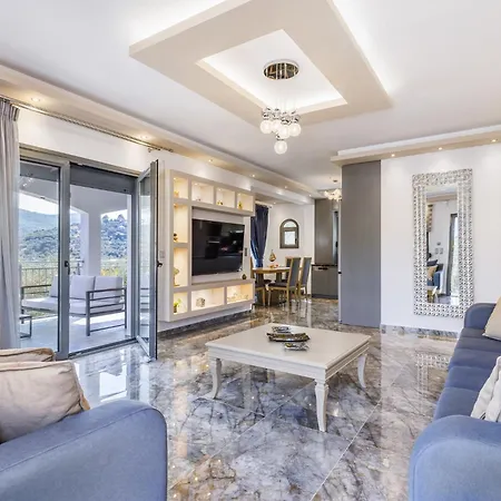 Luxury Rafael וילה סקופלוס טאון