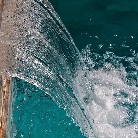 Luxury Rafael فيلة