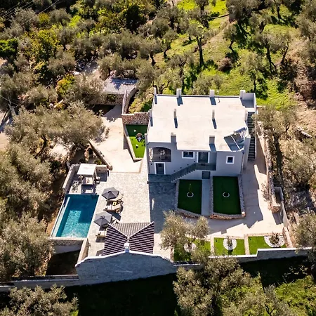 فيلة Luxury Rafael *