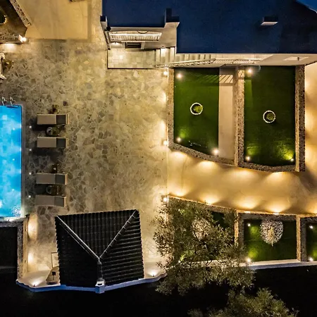 Villa Luxury Rafael *