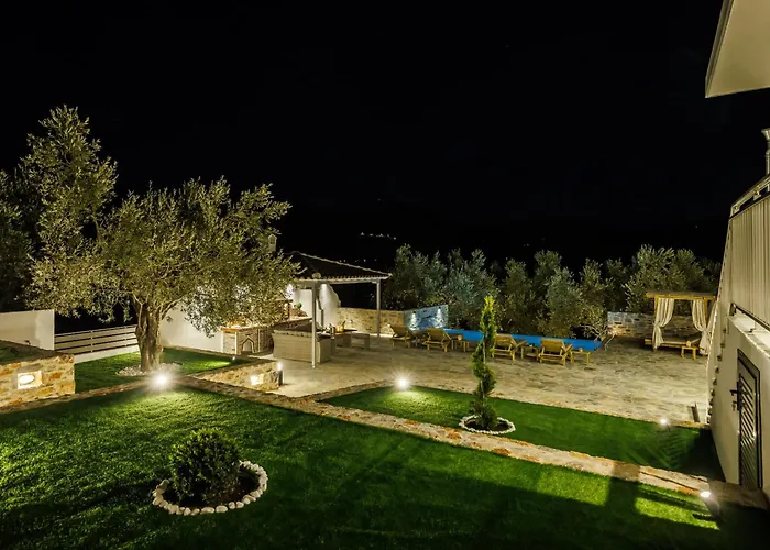 Luxury Rafael Villa *