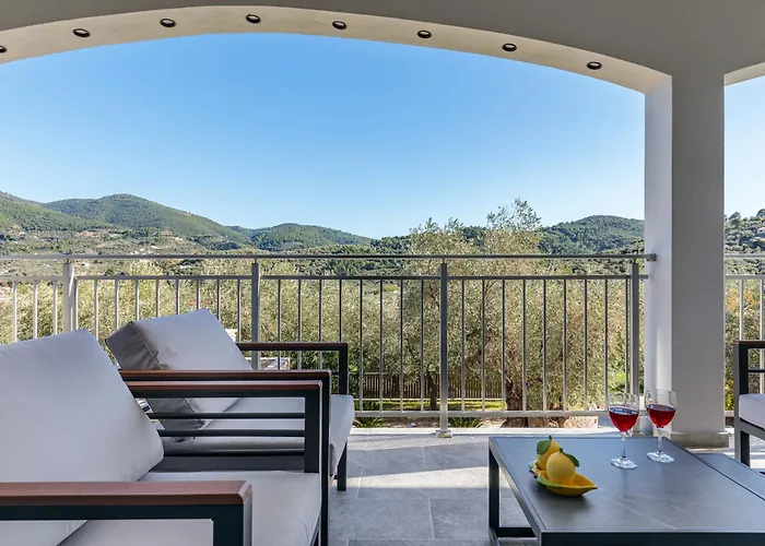 Luxury Rafael Villa Szkópelosz