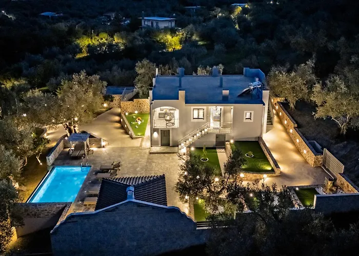 Luxury Rafael Villa Szkópelosz