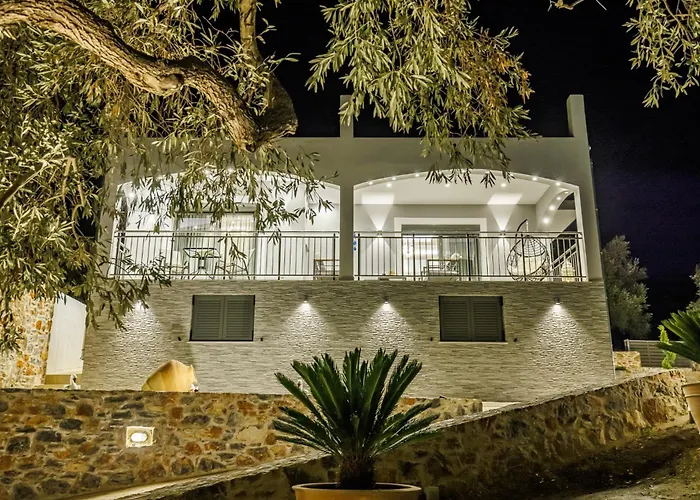 Luxury Rafael * Skopelos Town