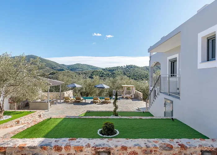 Luxury Rafael Skopelos Town