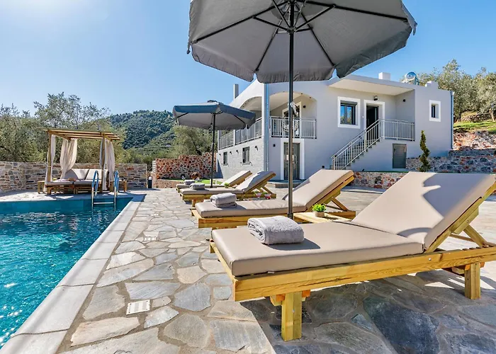 Luxury Rafael Villa Skopelos Town